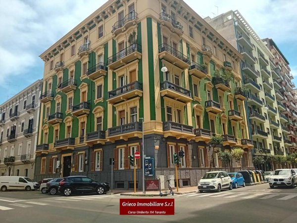 negozio in vendita a Taranto in zona Borgo