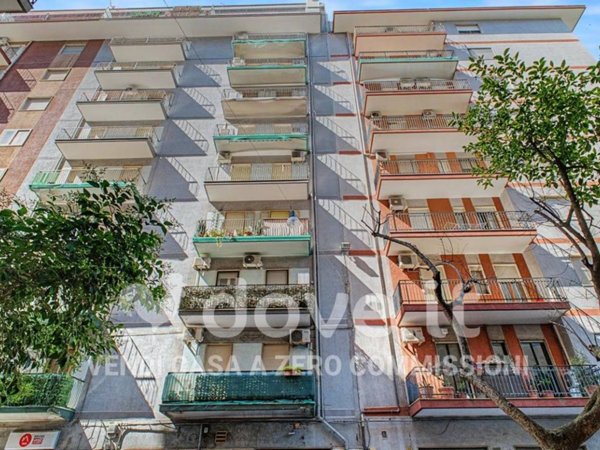appartamento in vendita a Taranto in zona Tre Carrare-Battisti