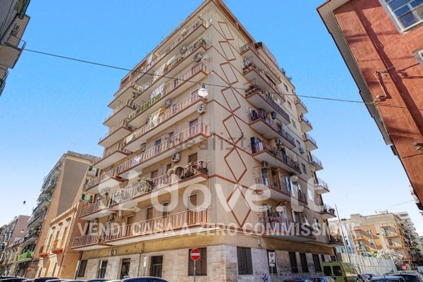 appartamento in vendita a Taranto in zona Tre Carrare-Battisti