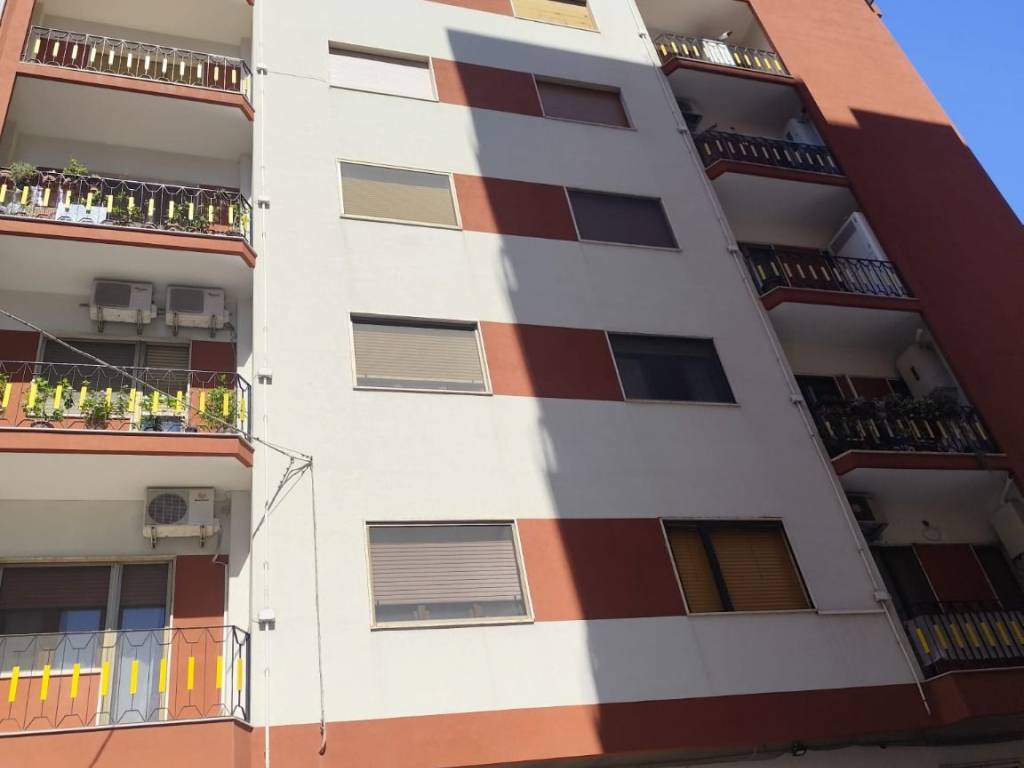 appartamento in vendita a Taranto in zona Tre Carrare-Battisti