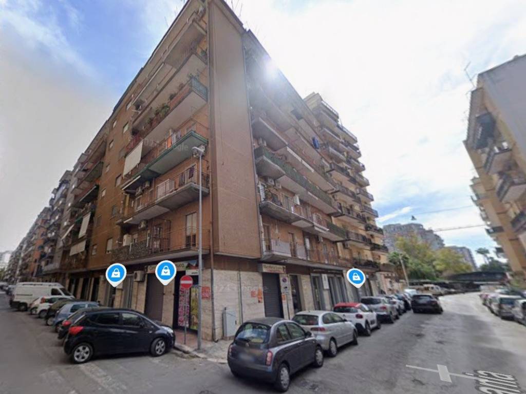 appartamento in vendita a Taranto in zona Italia-Montegranaro