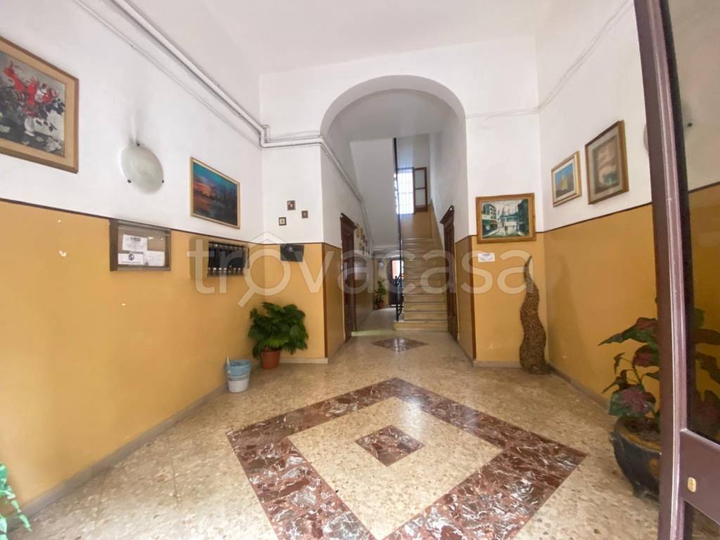 appartamento in vendita a Taranto in zona Borgo