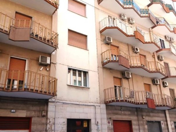 appartamento in vendita a Taranto in zona Tre Carrare-Battisti