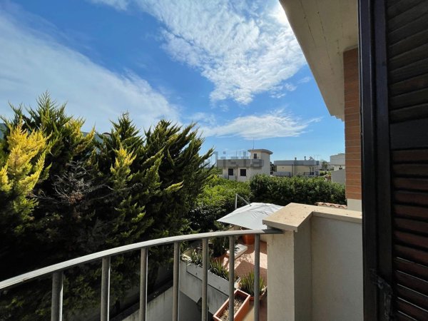 casa indipendente in vendita a Taranto in zona Lama