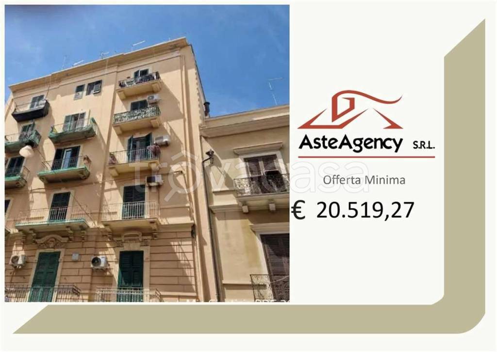 appartamento in vendita a Taranto in zona Borgo