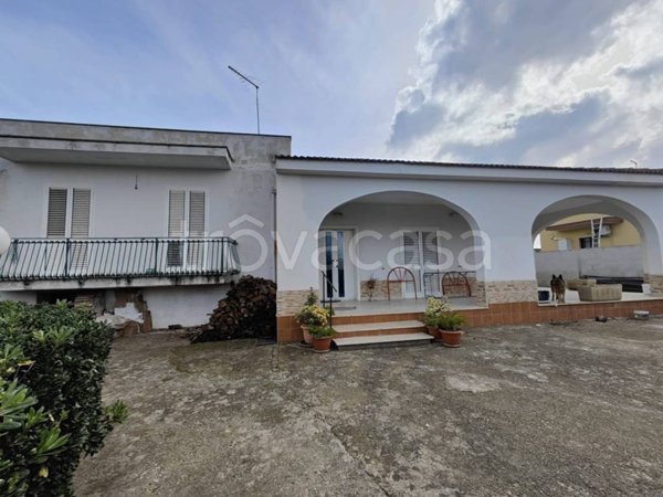 casa indipendente in vendita a Taranto in zona Lama