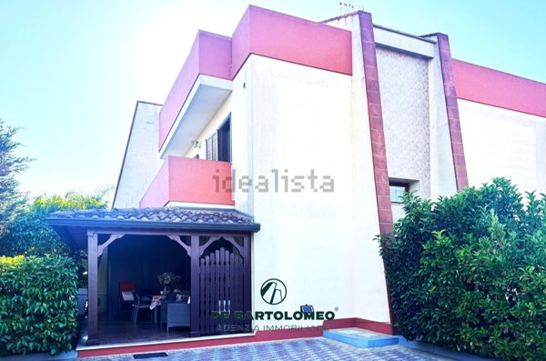 casa indipendente in vendita a Taranto