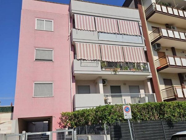 appartamento in vendita a Taranto in zona Solito-Corvisea