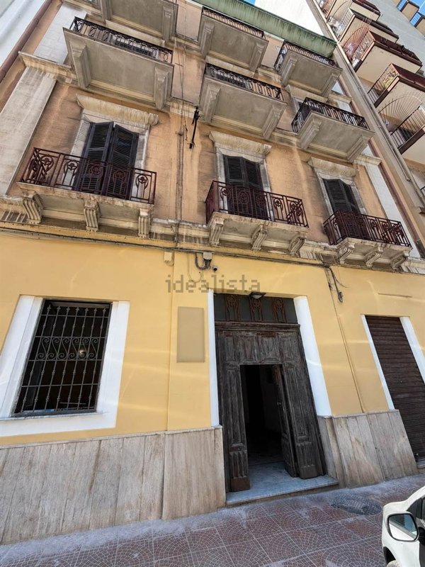 appartamento in vendita a Taranto in zona Borgo