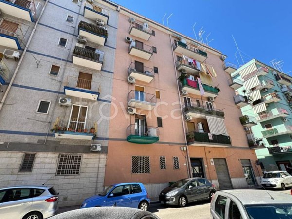 appartamento in vendita a Taranto in zona Tre Carrare-Battisti