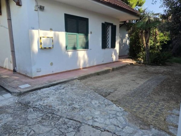 casa indipendente in vendita a Taranto in zona San Vito