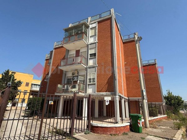 appartamento in vendita a Taranto in zona Tre Carrare-Battisti