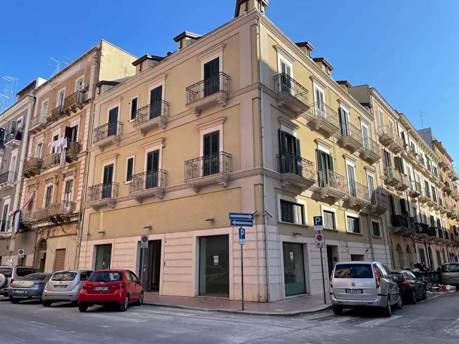 locale commerciale in vendita a Taranto in zona Borgo