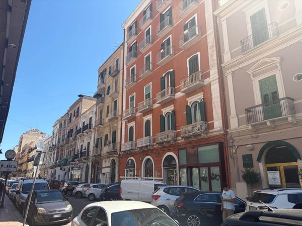 negozio in vendita a Taranto in zona Borgo