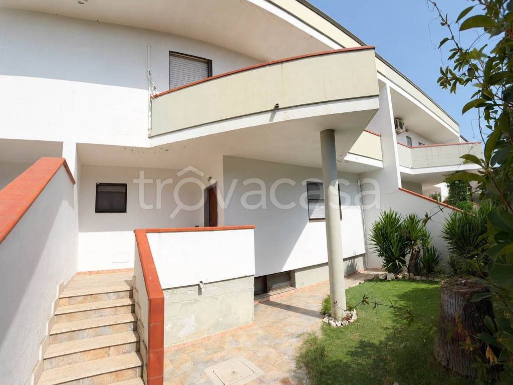 casa indipendente in vendita a Taranto in zona Talsano