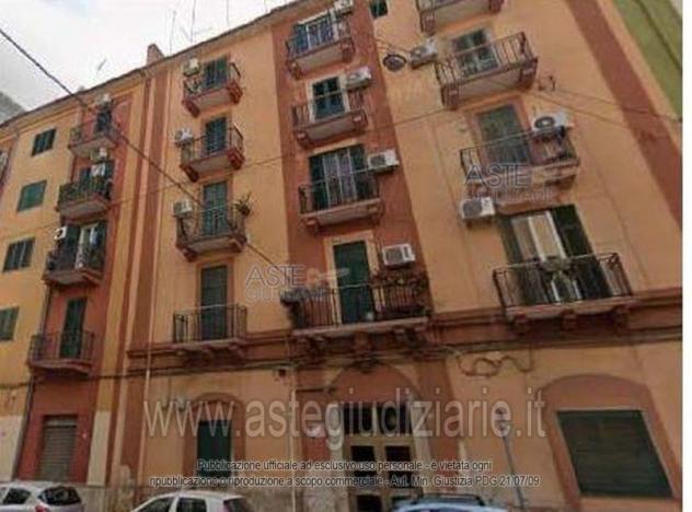 appartamento in vendita a Taranto in zona Borgo