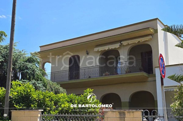 casa indipendente in vendita a Taranto in zona Lama