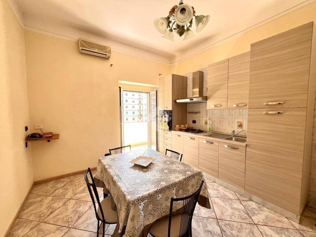 appartamento in vendita a Taranto in zona Italia-Montegranaro