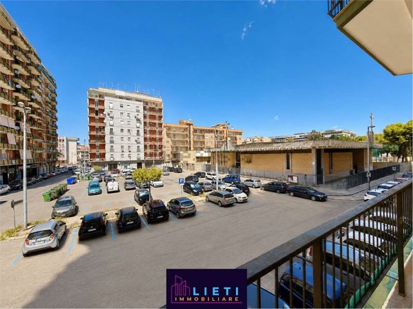 appartamento in vendita a Taranto in zona Italia-Montegranaro