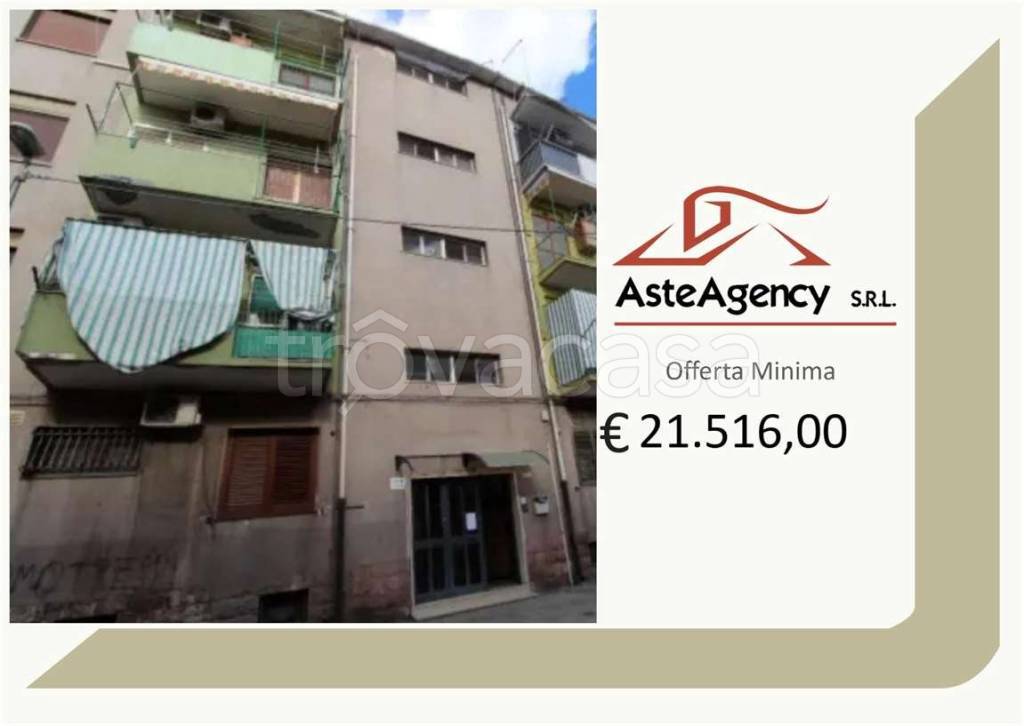 appartamento in vendita a Taranto in zona Tamburi-Croce