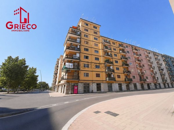 appartamento in vendita a Taranto in zona Tre Carrare-Battisti