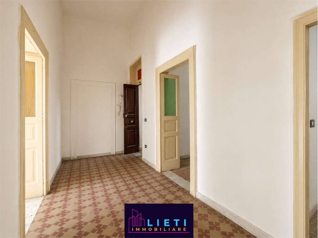 appartamento in vendita a Taranto in zona Borgo
