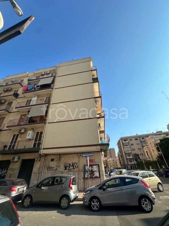 appartamento in vendita a Taranto in zona Tre Carrare-Battisti