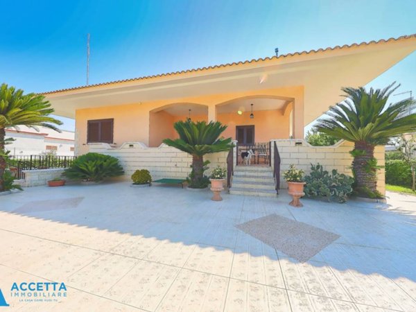 casa indipendente in vendita a Taranto in zona Lama