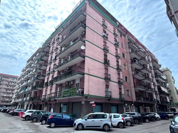 appartamento in vendita a Taranto in zona Italia-Montegranaro