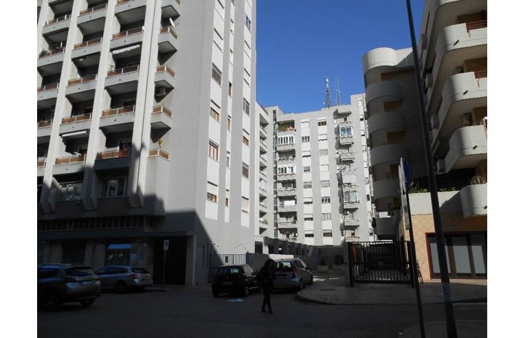 appartamento in vendita a Taranto in zona Tre Carrare-Battisti
