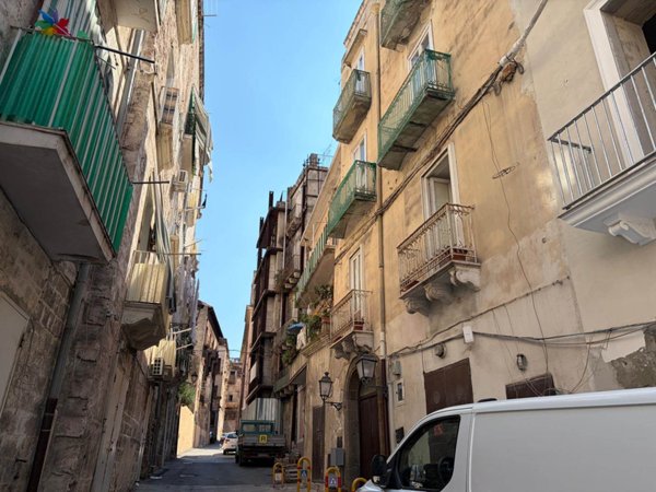 appartamento in vendita a Taranto in zona Borgo Antico