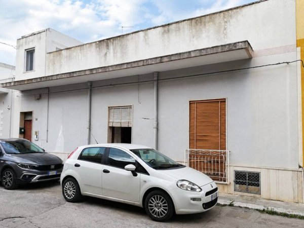 appartamento in vendita a Taranto in zona Talsano