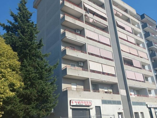 appartamento in vendita a Taranto in zona Lama