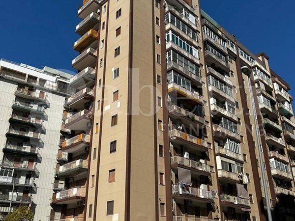 appartamento in vendita a Taranto in zona Italia-Montegranaro