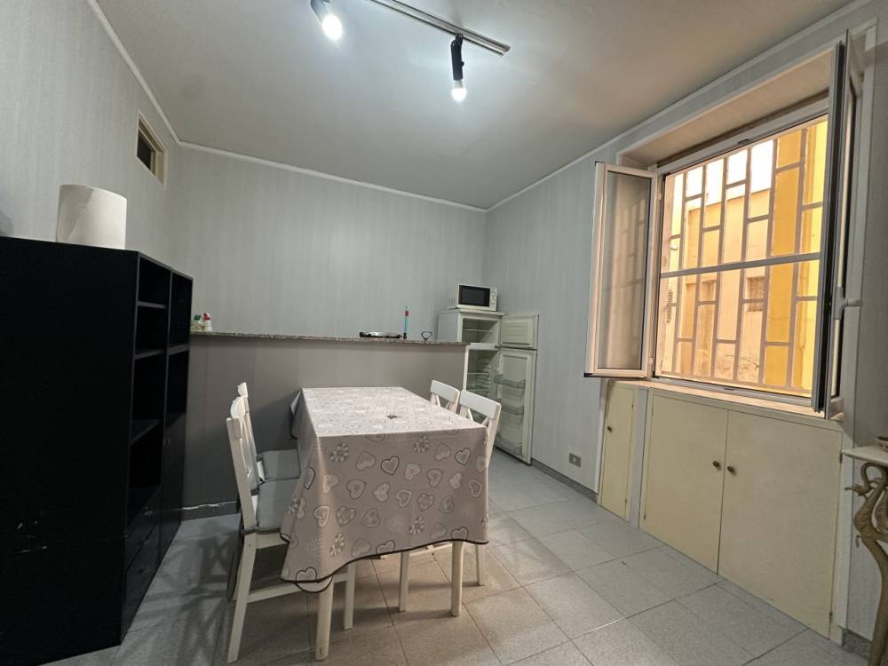 appartamento in affitto a Taranto in zona Borgo