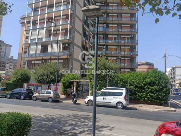 appartamento in vendita a Taranto in zona Solito-Corvisea