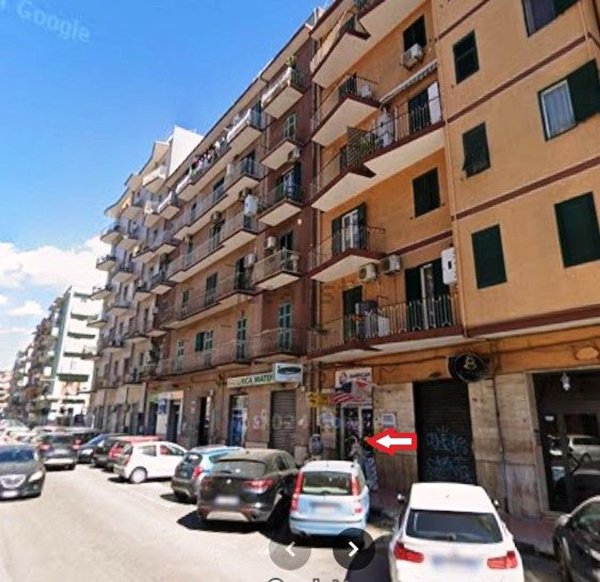 locale commerciale in vendita a Taranto in zona Italia-Montegranaro