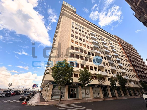 appartamento in vendita a Taranto in zona Borgo