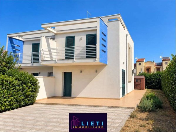 casa indipendente in vendita a Taranto in zona Carelli