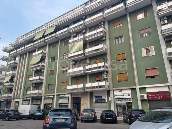 appartamento in vendita a Taranto in zona Tre Carrare-Battisti