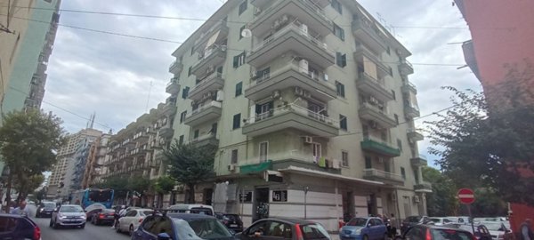 appartamento in vendita a Taranto in zona Tre Carrare-Battisti