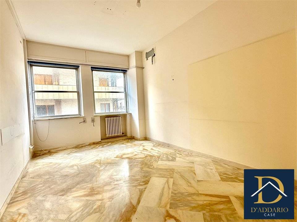 appartamento in vendita a Taranto in zona Borgo