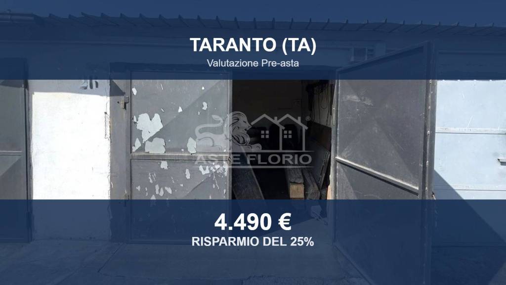 box auto in vendita a Taranto in zona Tamburi-Croce