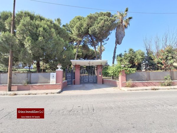 casa indipendente in vendita a Taranto in zona Lama