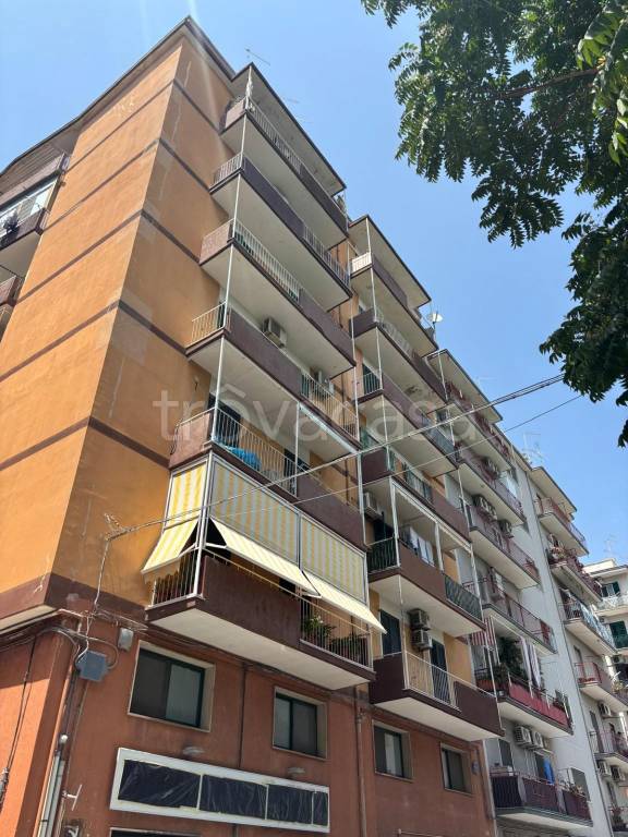 appartamento in vendita a Taranto in zona Tre Carrare-Battisti
