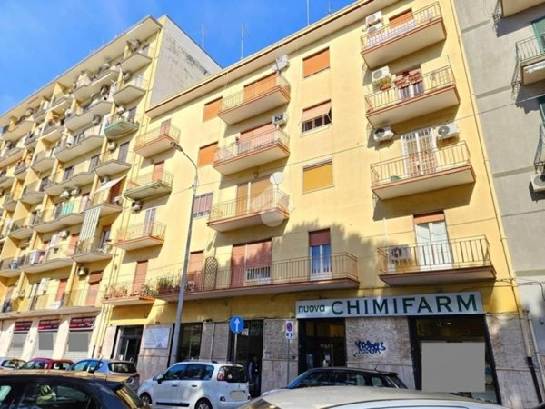 appartamento in vendita a Taranto in zona Tre Carrare-Battisti