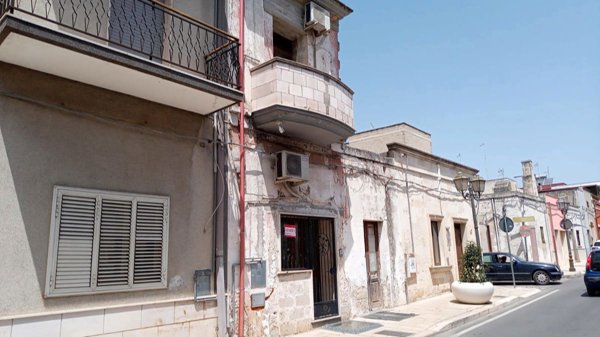 casa indipendente in vendita a Torricella