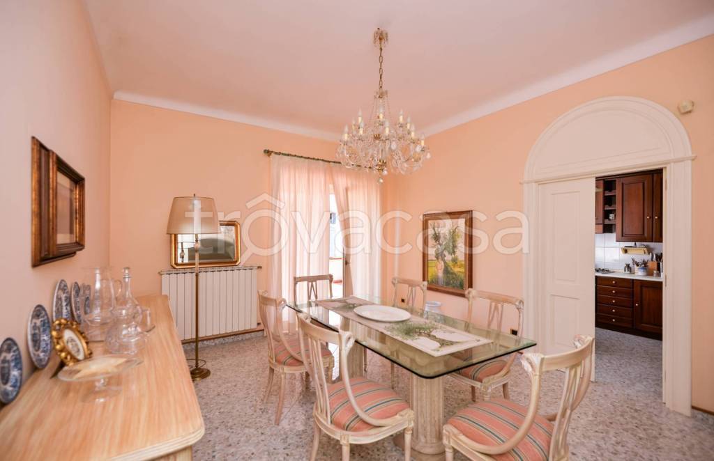 casa indipendente in vendita a Torricella