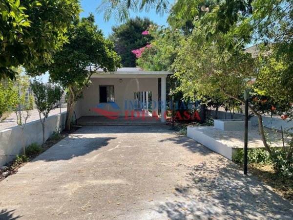 casa indipendente in vendita a Torricella in zona Monacizzo