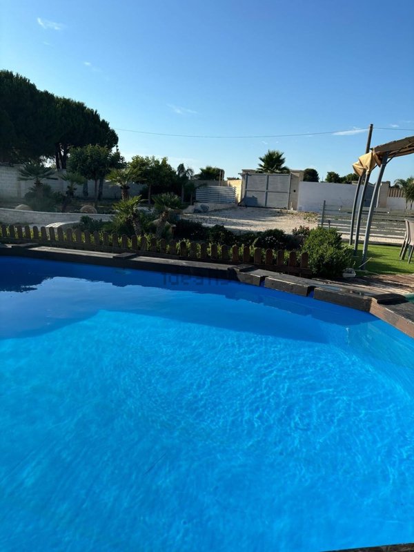 casa indipendente in vendita a Torricella